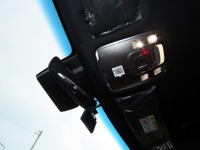 2022 Genesis GV70 — миниатюра 16