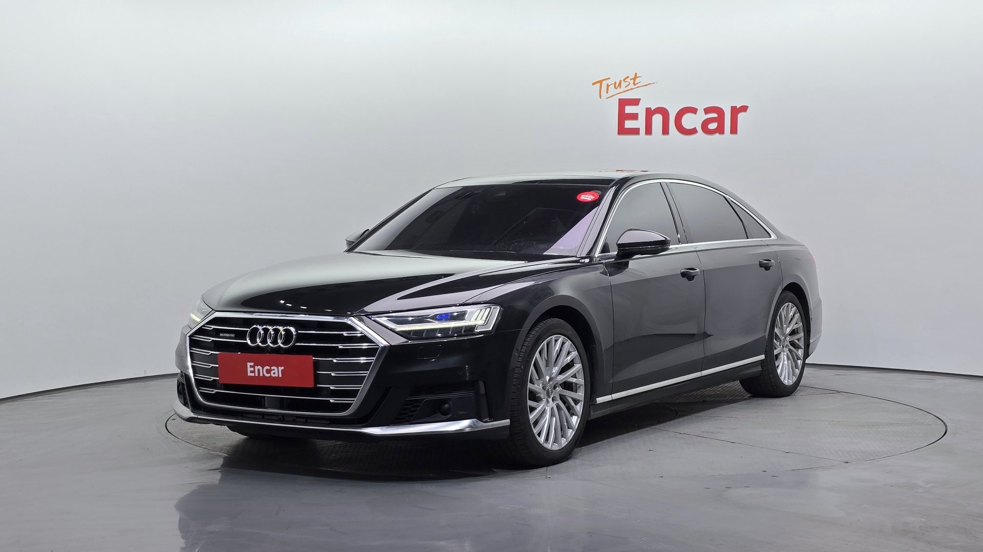 AUDI A8 - View 1