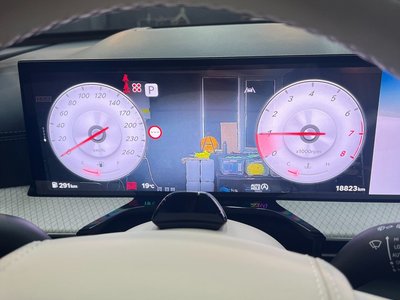 GENESIS GV80 - 10