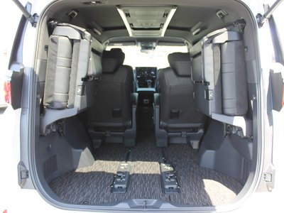 2025 Toyota ALPHARD thumbnail 29