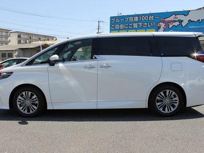 صورة 9 لـ 2025 Toyota ALPHARD