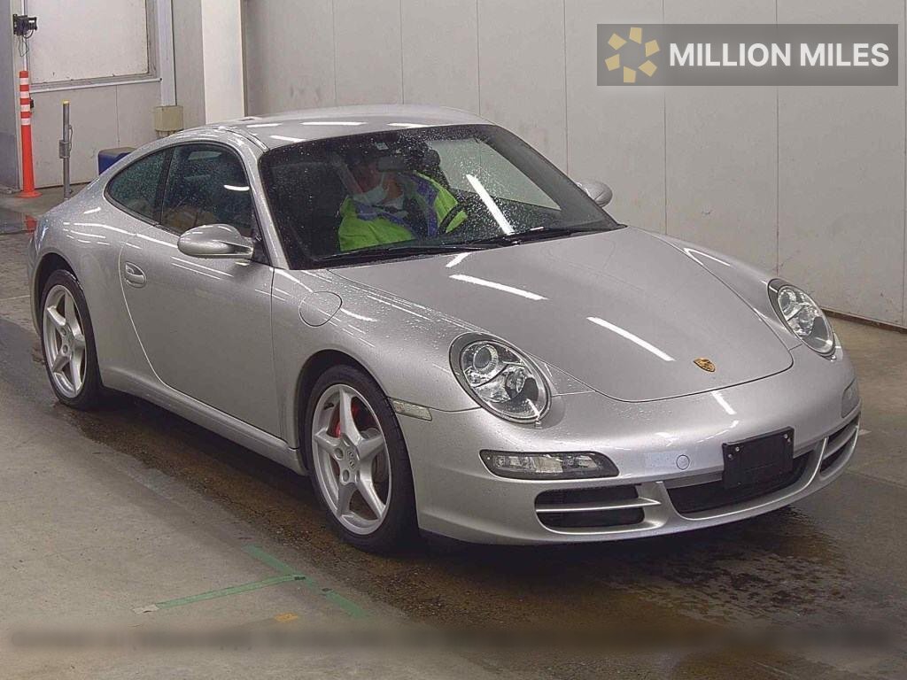 PORSCHE 911 - View 1