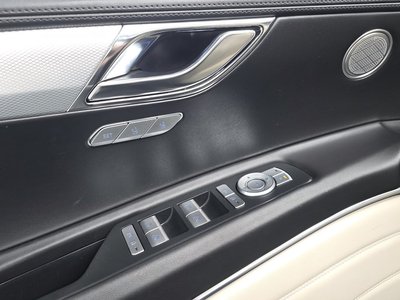 2022 Genesis GV80 — миниатюра 29