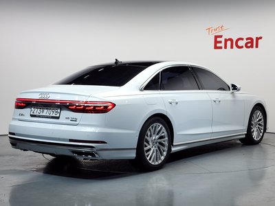 AUDI A8 - 4