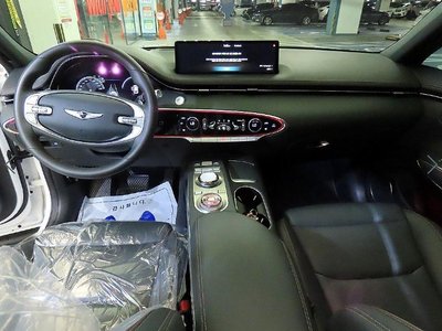 2024 Genesis GV70 — миниатюра 11