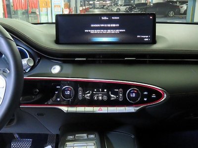 2024 Genesis GV70 — миниатюра 12