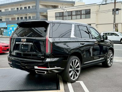 صورة 7 لـ 2025 Cadillac ESCALADE
