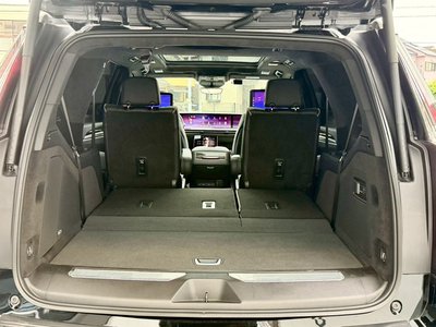 2025 Cadillac ESCALADE — миниатюра 32
