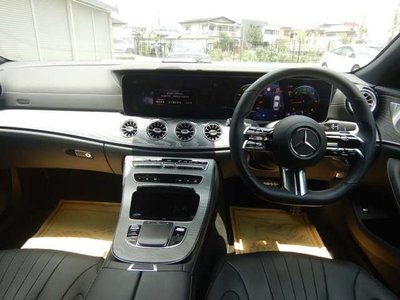 صورة 3 لـ 2023 Mercedes-BENZ CLS