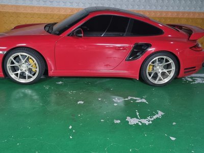 PORSCHE 911 - 3