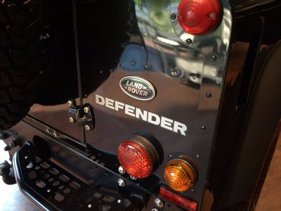 2016 LAND Rover DEFENDER — миниатюра 11