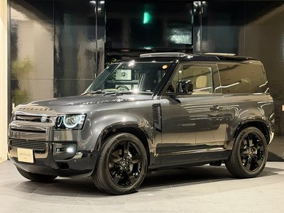 LAND ROVER DEFENDER - 7