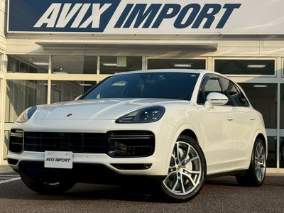 2019 Porsche CAYENNE photo 1