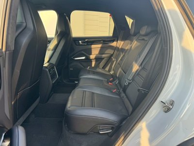 2019 Porsche CAYENNE — миниатюра 17