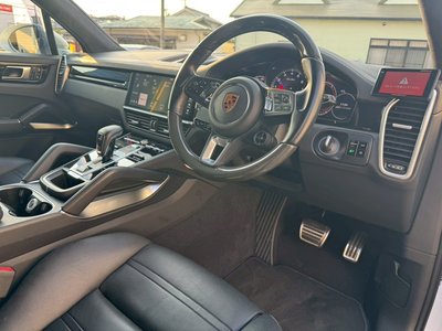 2019 Porsche CAYENNE — миниатюра 15