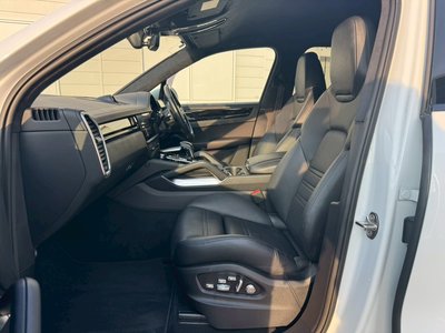 2019 Porsche CAYENNE — миниатюра 16
