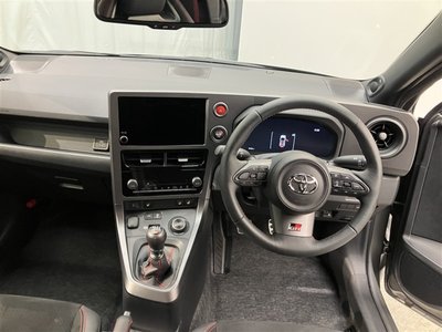 2025 Toyota GR YARIS photo 5