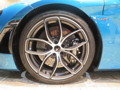 صورة 8 لـ 2019 Mclaren 720S SPIDER