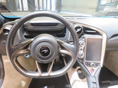 صورة 10 لـ 2019 Mclaren 720S SPIDER