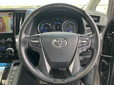 2020 Toyota ALPHARD — фото 9