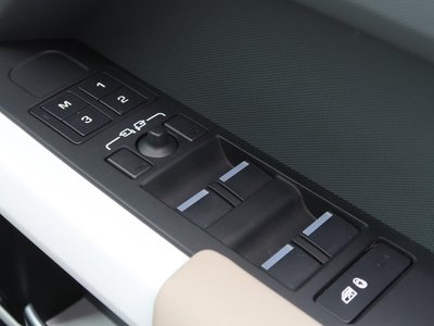 2023 LAND Rover DEFENDER — миниатюра 13