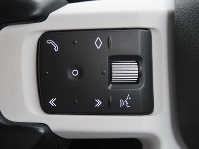 2023 LAND Rover DEFENDER — миниатюра 32