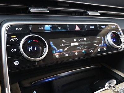 2022 Genesis GV80 thumbnail 16