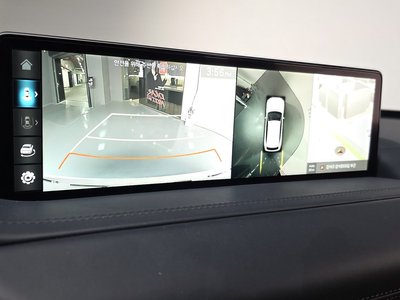 2022 Genesis GV80 thumbnail 15