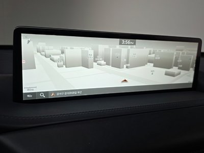 2022 Genesis GV80 thumbnail 14