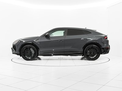 LAMBORGHINI URUS - 5