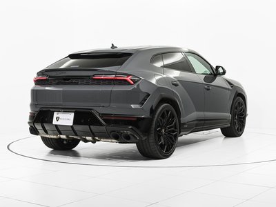 LAMBORGHINI URUS - 8