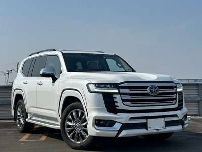 TOYOTA LAND CRUISER 300 - 1