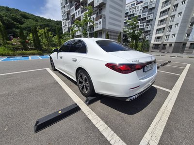 2025 Mercedes-BENZ E-CLASS 照片 5