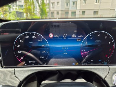 2025 Mercedes-BENZ E-CLASS — миниатюра 12