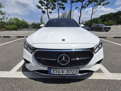 2025 Mercedes-BENZ E-CLASS 照片 2