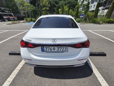2025 Mercedes-BENZ E-CLASS 照片 3