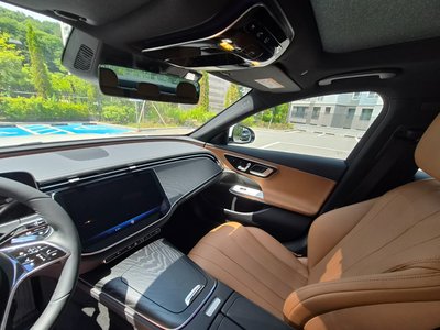2025 Mercedes-BENZ E-CLASS — миниатюра 17