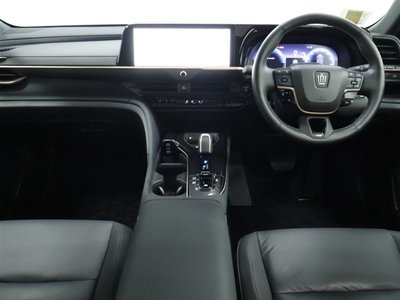 TOYOTA CROWN SPORT - 3