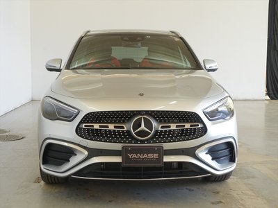 MERCEDES-BENZ GLA - 2