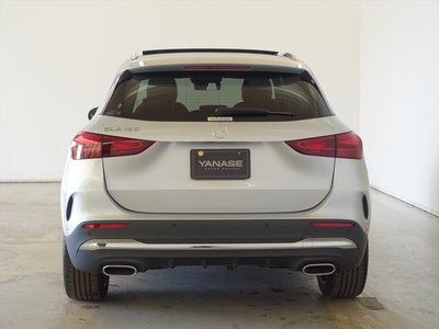 MERCEDES-BENZ GLA - 3