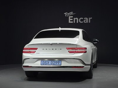 2025 Genesis ELECTRIFIED G80 (RG3) — фото 4