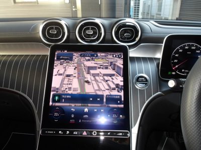 MERCEDES-BENZ GLC - 7