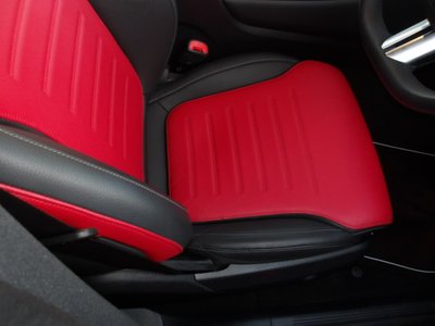 MERCEDES-BENZ GLC - 10