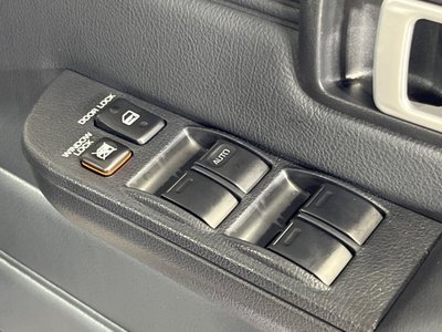 2025 Toyota LAND CRUISER 70 — миниатюра 47