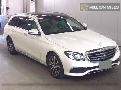 MERCEDES-BENZ E-CLASS - 1