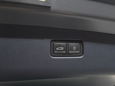 صورة مصغرة 24 لـ 2022 Genesis GV70