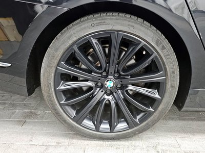 BMW 7 SERIES - 6