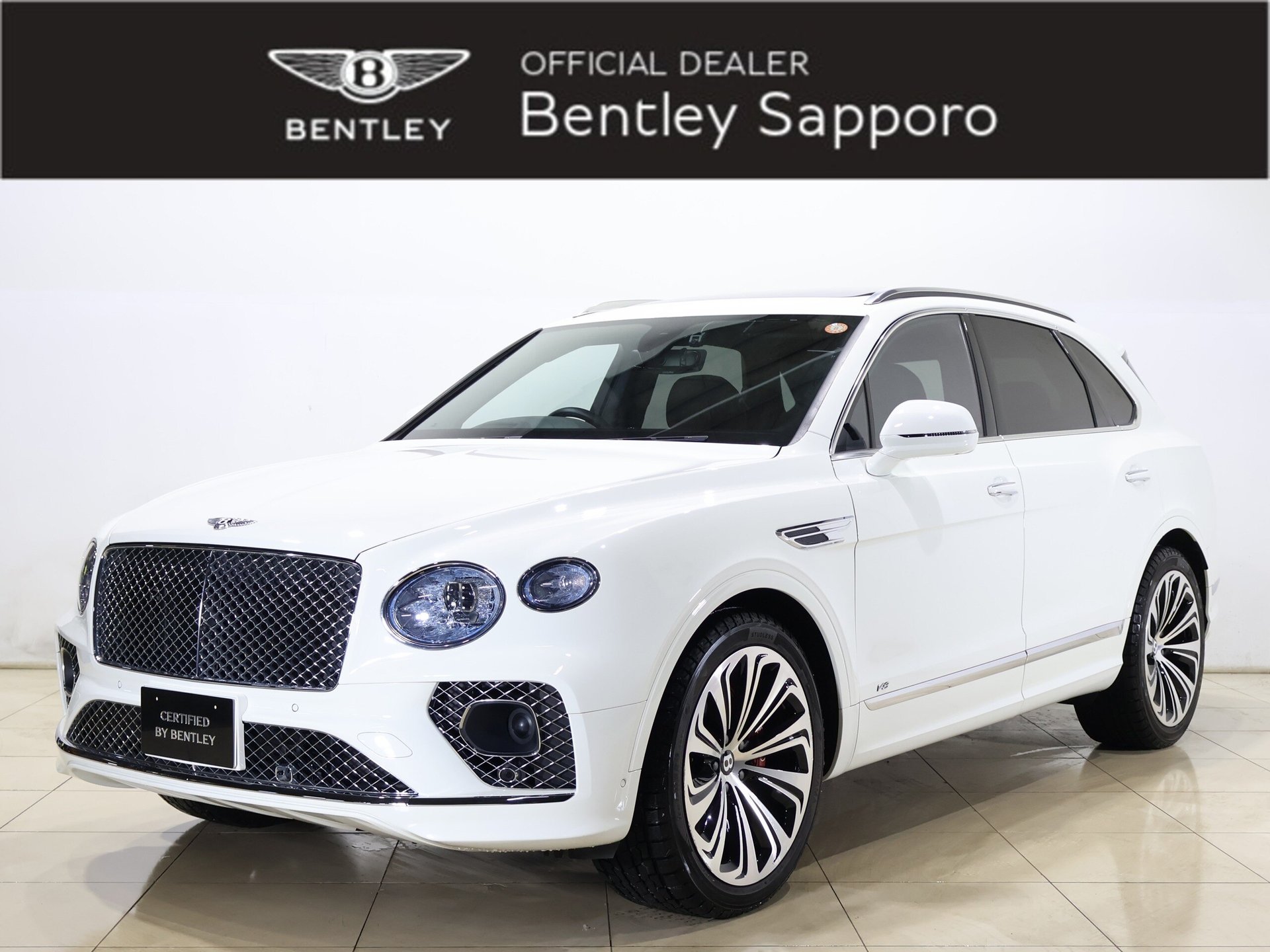 BENTLEY BENTAYGA - View 1