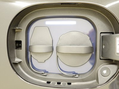 MERCEDES-BENZ EQS - 8