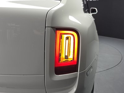 ROLLS-ROYCE CULLINAN - 10